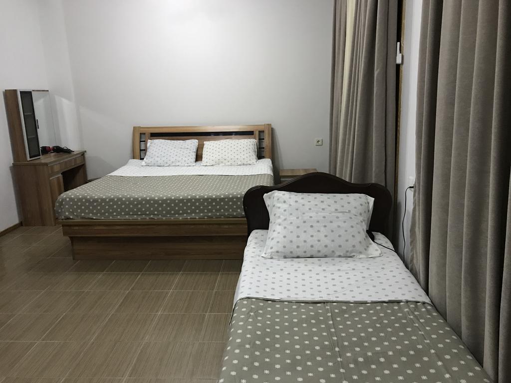 Smak Hotel Кобулети Екстериор снимка