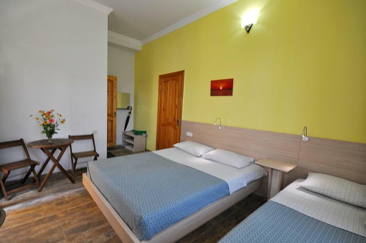 Smak Hotel Кобулети Стая снимка